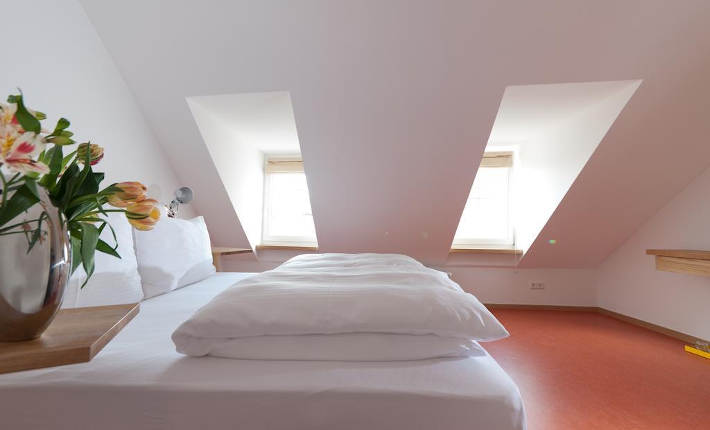 Hotel Engel - Lindauer Bier Und Weinstube Lindau  Bilik gambar